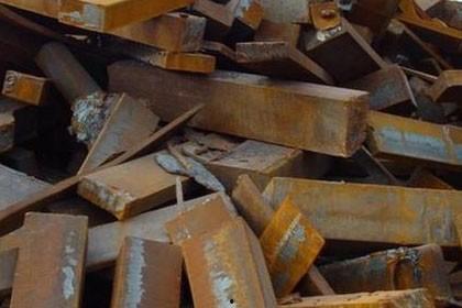 最新爆料废铁多少钱,行情波动，废铁价值几何？